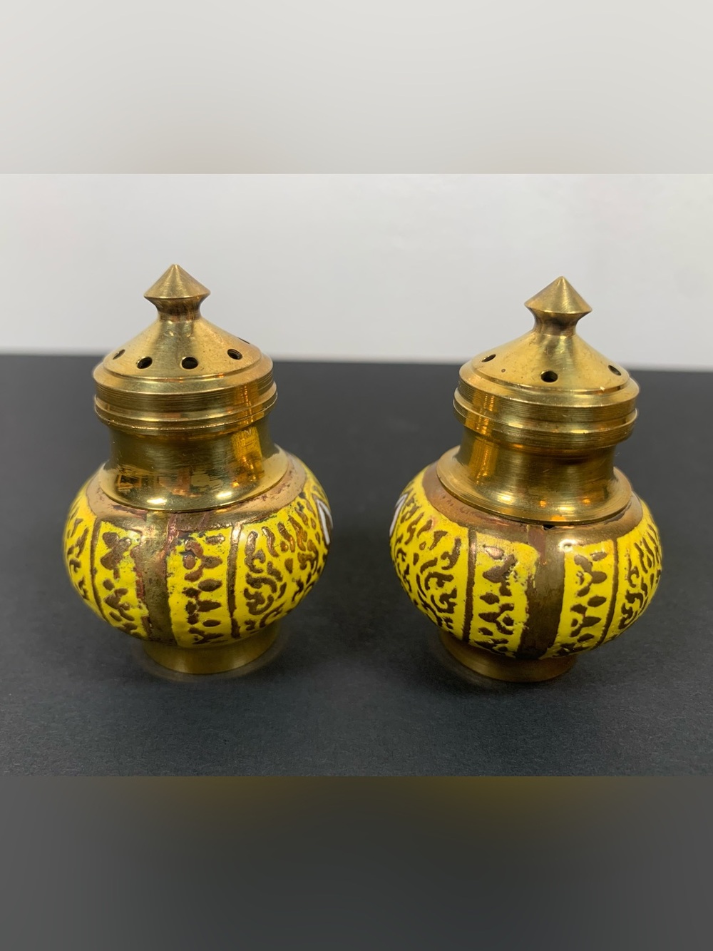 Vintage Enameled Brass Salt and Pepper Set Tray India - Picture 3 of 16